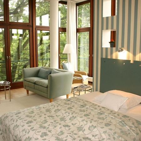 Privathotel Lindtner Hamburgo Exterior foto A bedroom