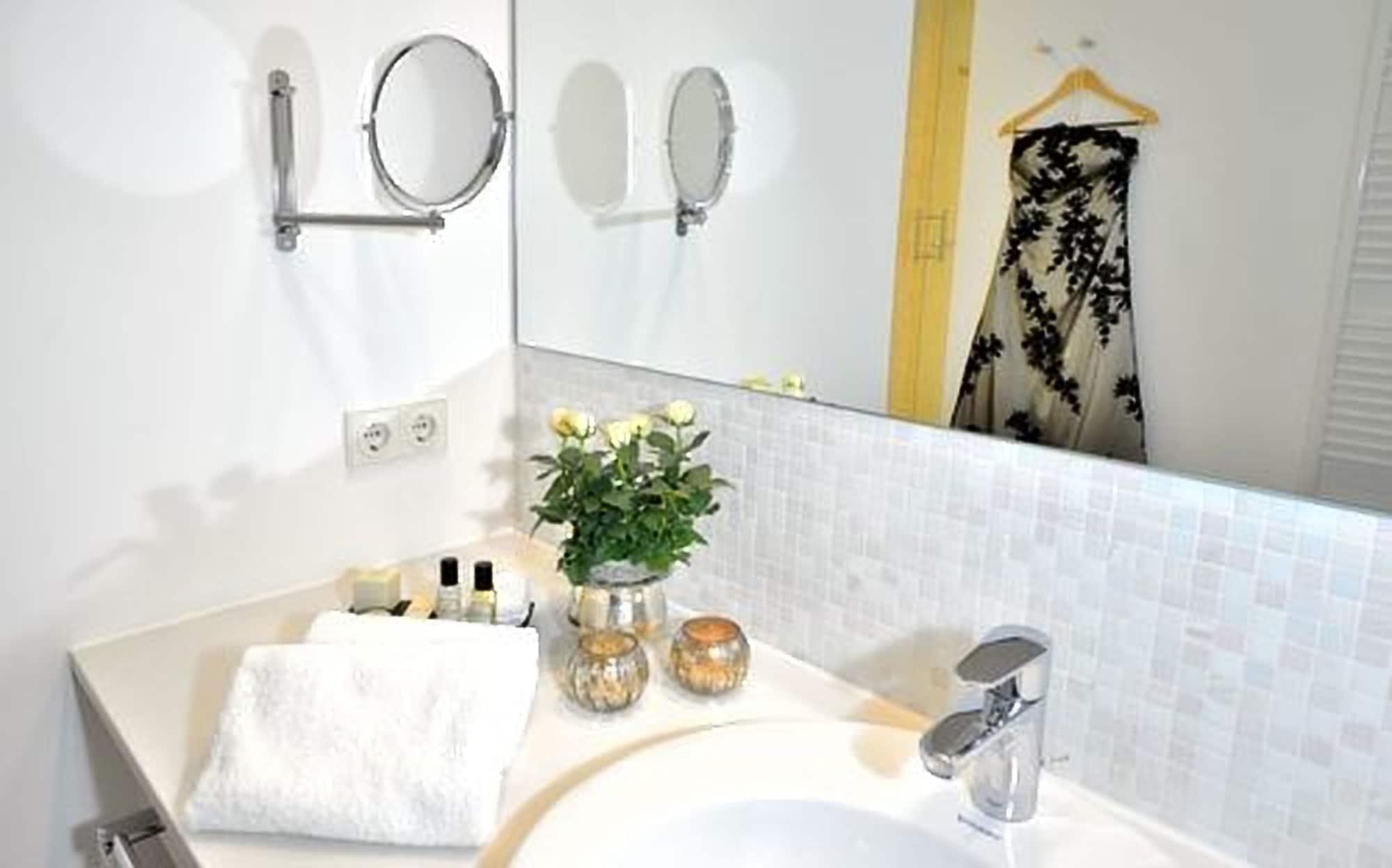 Privathotel Lindtner Hamburgo Exterior foto Bathroom