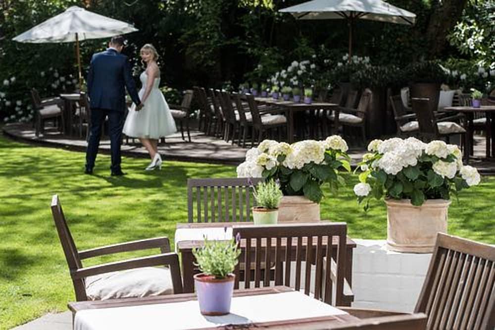 Privathotel Lindtner Hamburgo Exterior foto The garden
